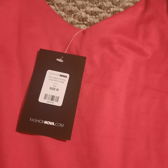 Red midi dress - Picture 2 of 5